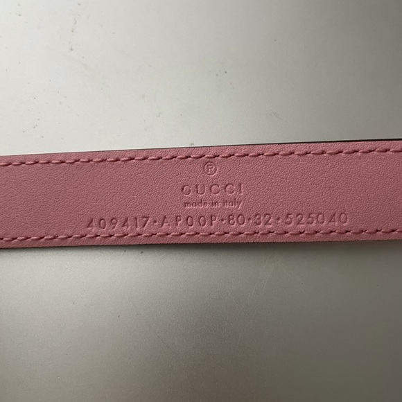 Women’s Gucci belt size 80 - Picture 2 of 3